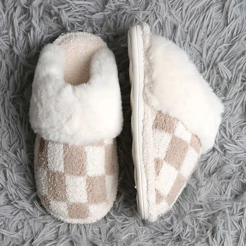 Checkered Faux Fur Cuff Women's Beige Mule Luxury Soft Slipper
